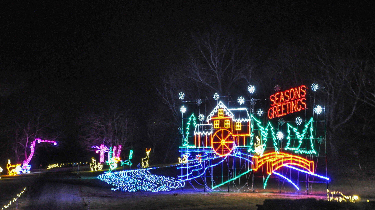 Bethel Woods came through with their promise of “bigger, better and brighter” and the holiday display is a magical trip down Candy Cane Lane.